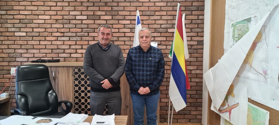 جلسة عمل مثمرة بين كايد ظاهر وجبر حمود 